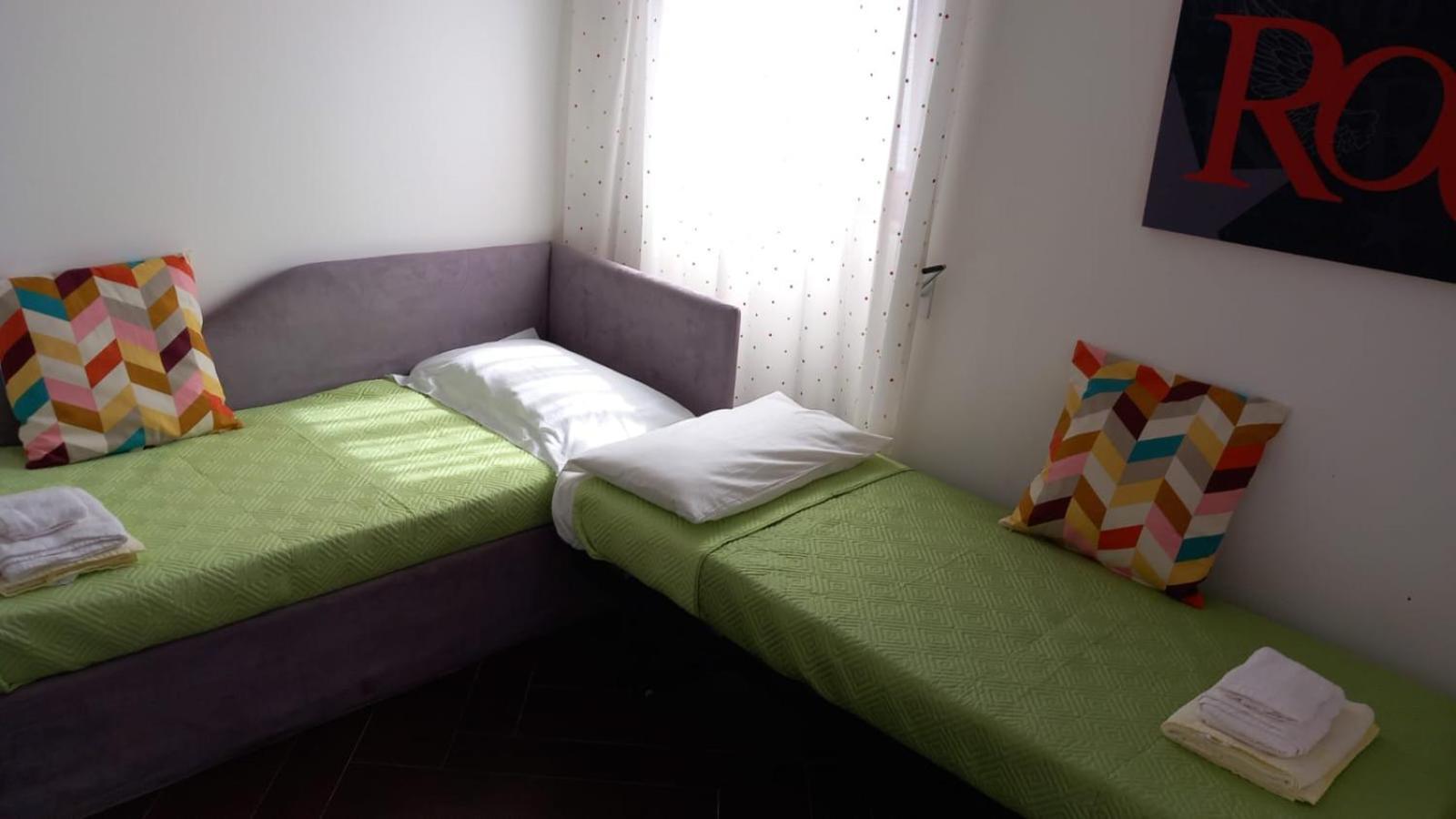 Family House Trastevere Apartment โรม ภายนอก รูปภาพ